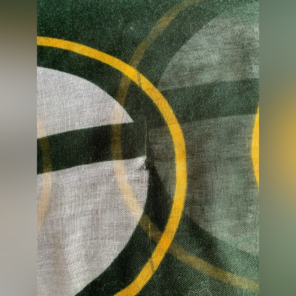 Green Bay Packers Infinity Scarf - Picture 3 of 5